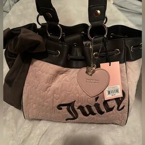 juicy couture “vintage dreams tote” in dusty blush/chocolate